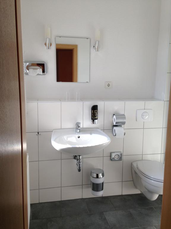 Hotel Oldenburger Hof Birkenfeld  Exteriör bild